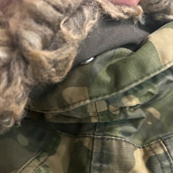 Vintage GAP Camo Anorak Jacket Womens Sz M Grunge Punk Stained Military Faux Fur - Picture 14 of 16